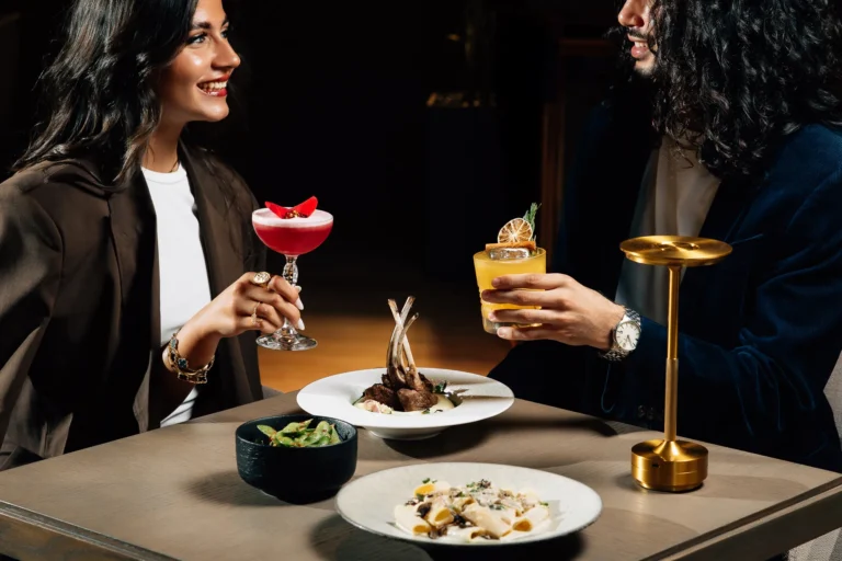 Best Food in Dubai: Top 10 Must-Try Dishes for First-Time Visitors